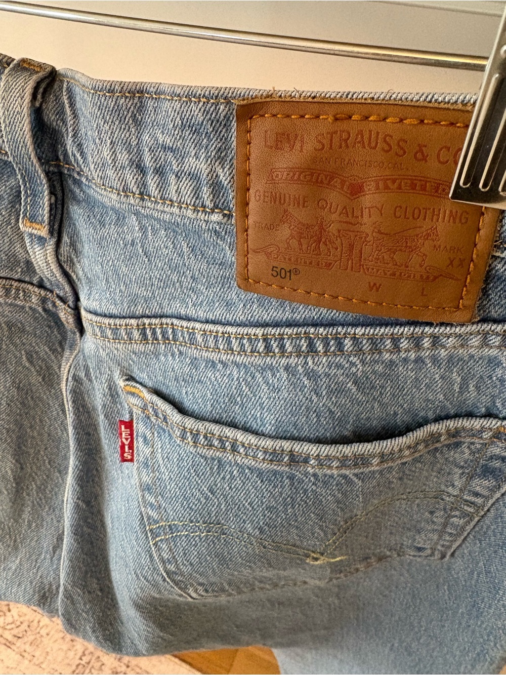 Levi’s 501 Original High-Rise Straight Jeans Light Wash Button Fly - Picture 4 of 10
